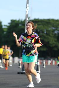 BIB: 268
                            <button type="button" onclick="openModal(5173002)" class="btn btn-primary btn-sm float-right btn-popup" data-toggle="modal" data-target=".modal-high-quality">
                        <i class="fas fa-shopping-cart"></i> Add to Cart
                    </button>
                                            <button type="button" onclick="isThisMe(5173002, true)" class="btn btn-success btn-sm float-right btn-popup btn-isme hidden" data-toggle="tooltip" data-placement="bottom" title="นี่คือรูปของคุณใช่ไหม คลิกที่นี่เพื่อเอาเข้าอัลบั้ม">
                        <i class="fas fa-plus"></i> Add to album
                    </button>
                    <button type="button" onclick="isThisMe(5173002, false)" class="btn btn-warning btn-sm float-right btn-popup btn-isnotme hidden">
                        <i class="fas fa-ban"></i> Remove from album
                    </button>